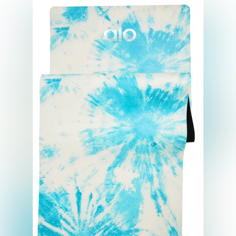 ALO Yoga Tie-Dye Warrior Mat - Bright Aqua Tie Dye